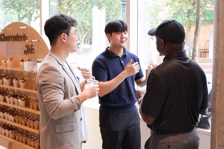 K-Networking04.jpg